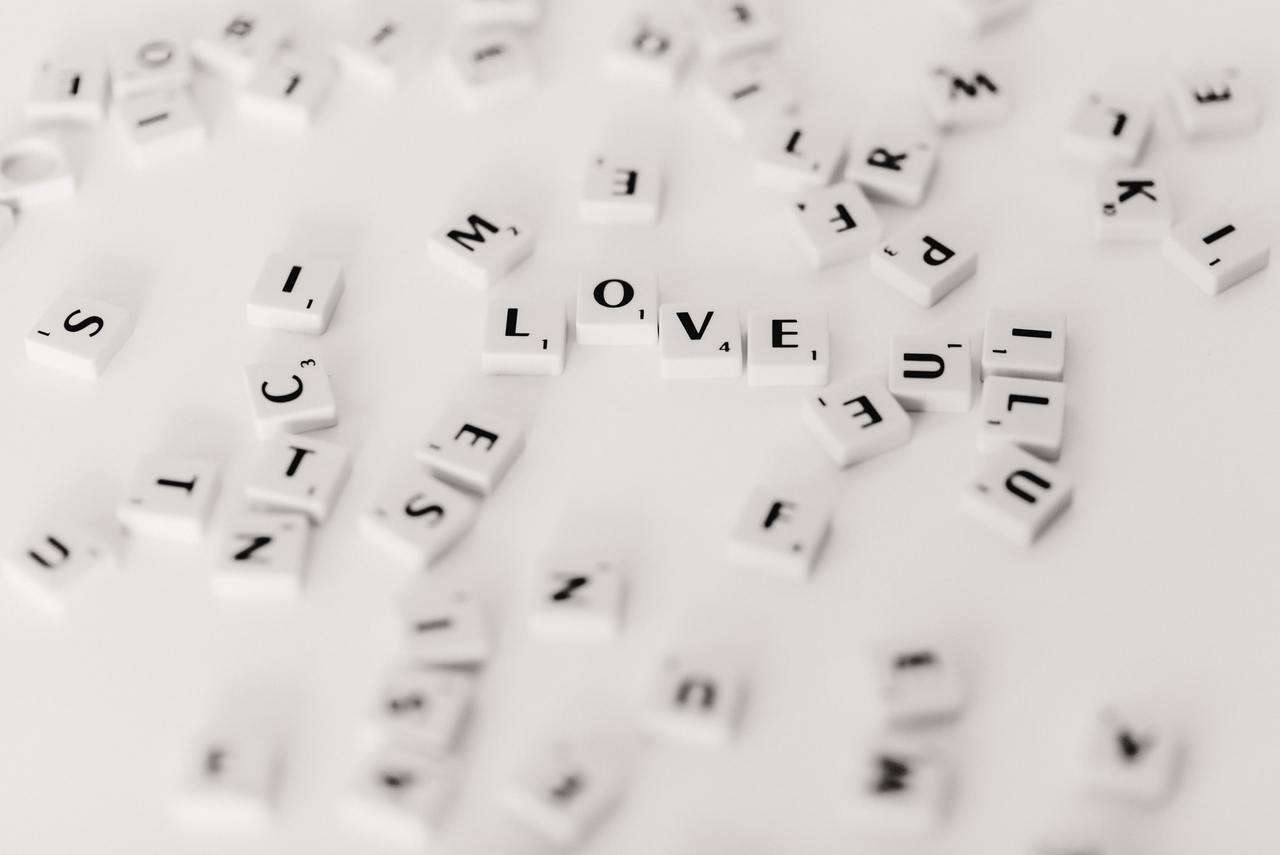 Tiny scrabble letters